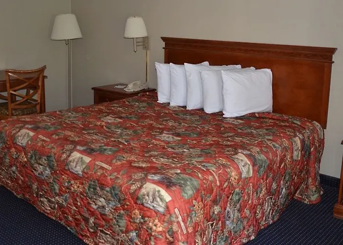 Red Roof Motel 2*