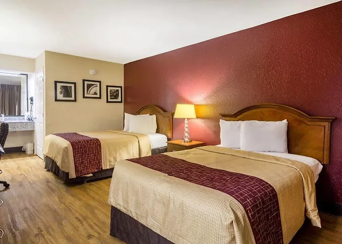 Red Roof Motel 2*